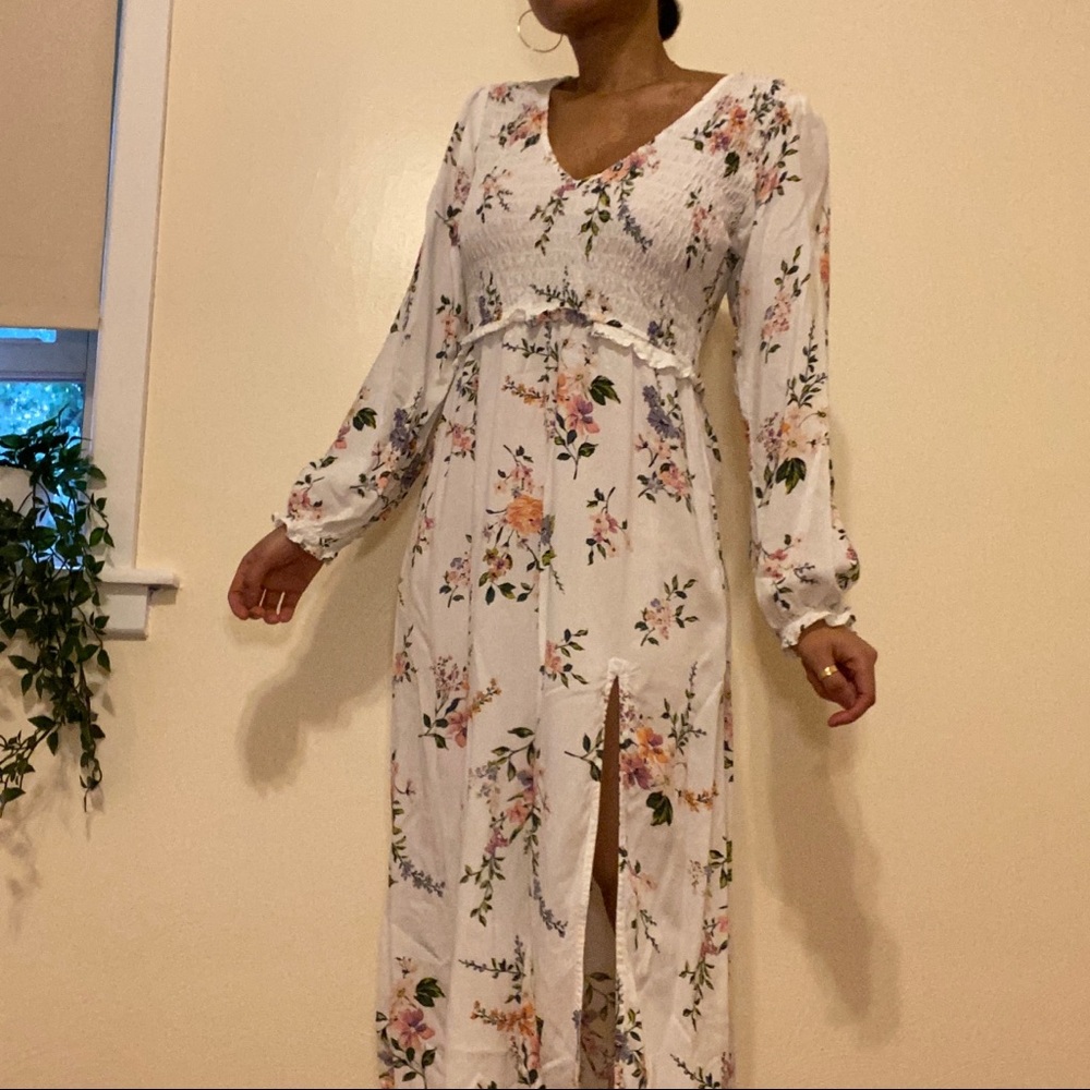 H&M Maxi White Floral Cute Long Sleeve Dress